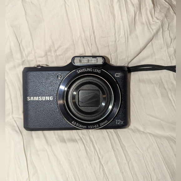 Samsung WB50F Digital Camera - Picture 1 of 7